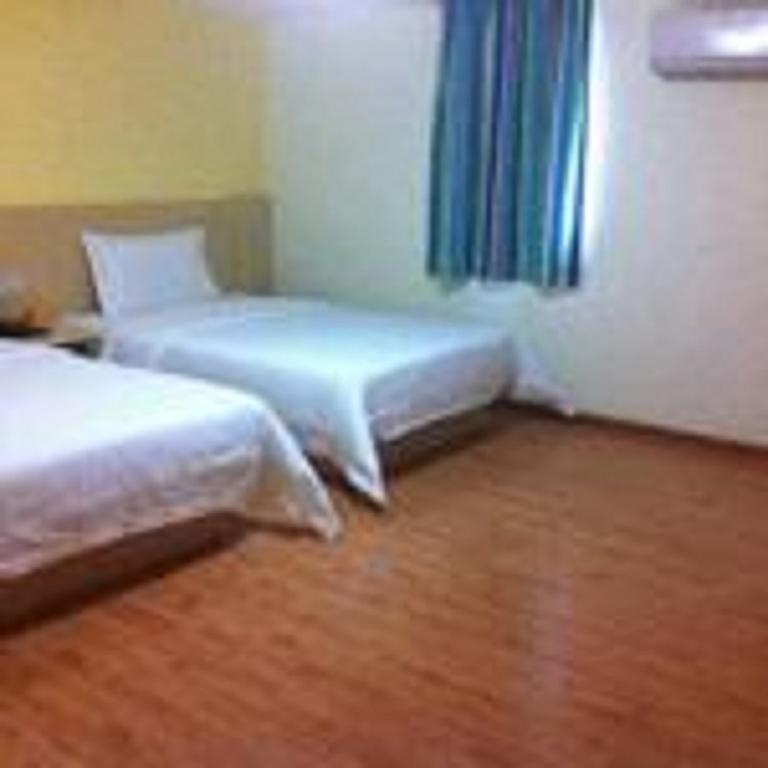 7Days Inn Shenzhen Shajing Shiming Square Buitenkant foto